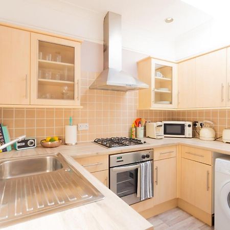Spacious Split Level Flat In Great Location 朴次茅斯 外观 照片